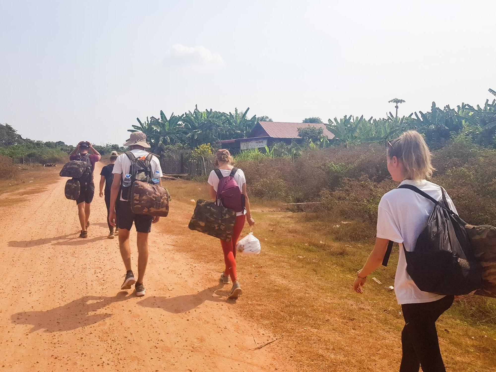 Backpacker Hostel And Jungle Trekking Banlung Exterior foto