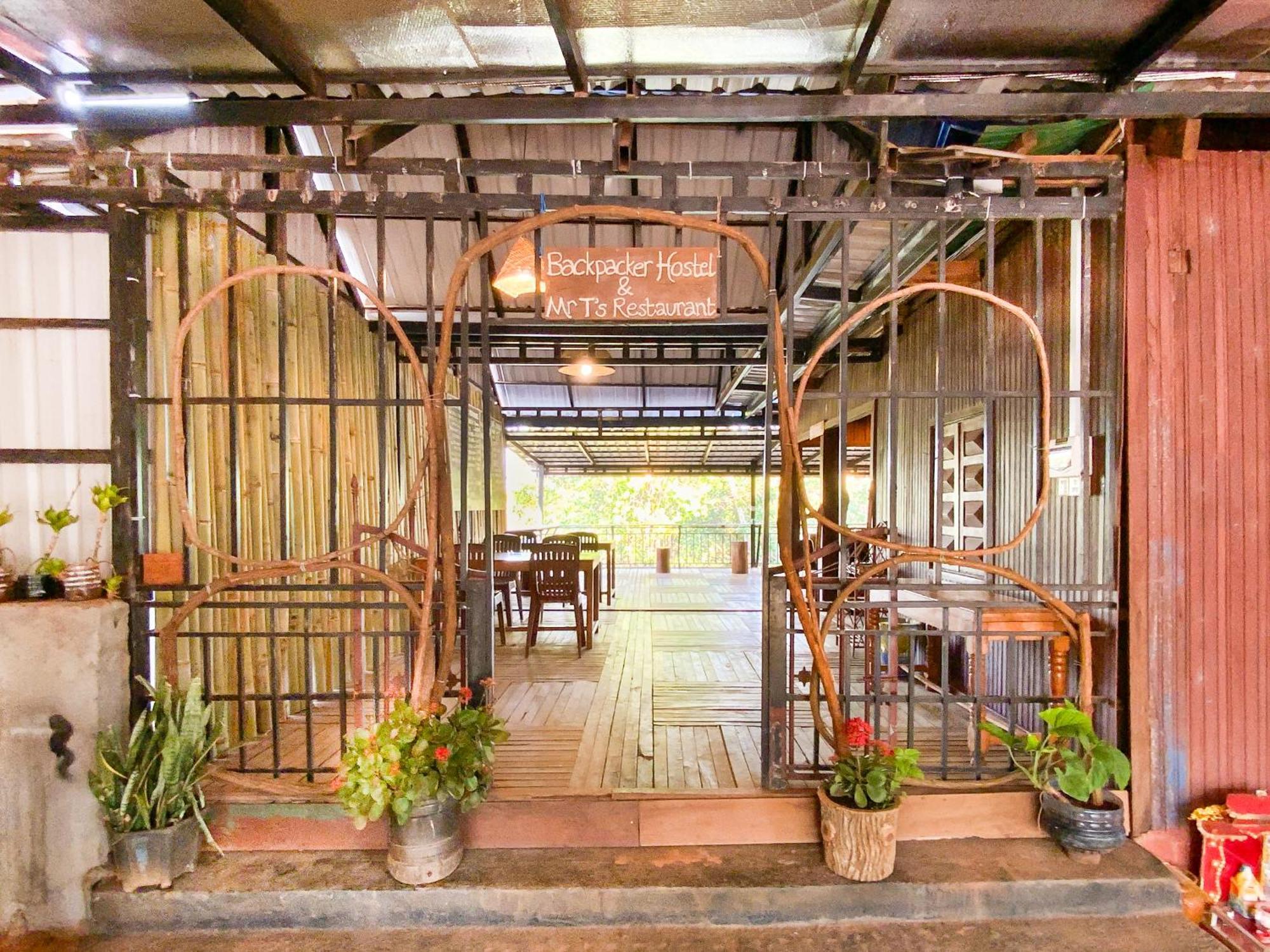 Backpacker Hostel And Jungle Trekking Banlung Exterior foto
